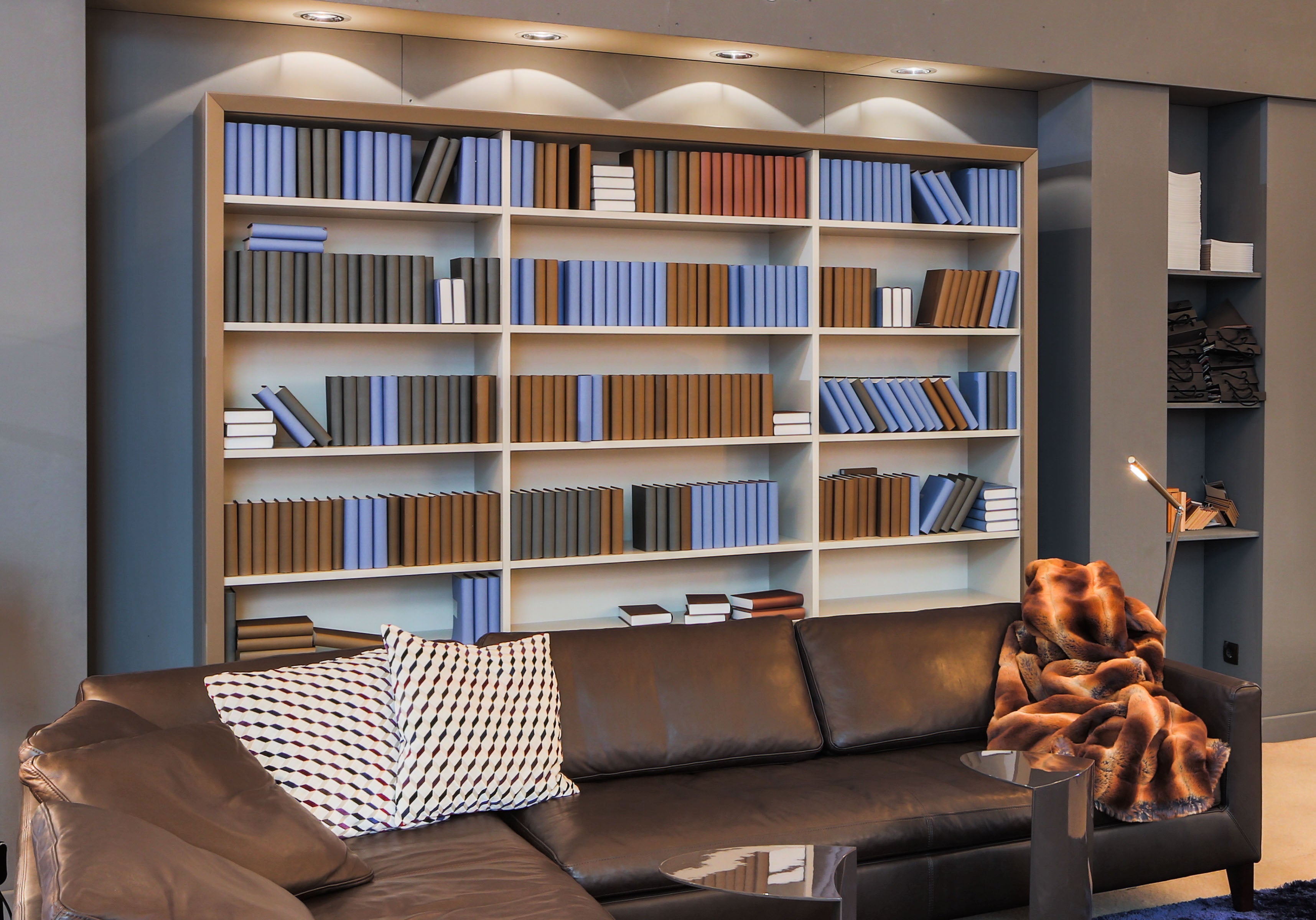 Bücherregal 2025